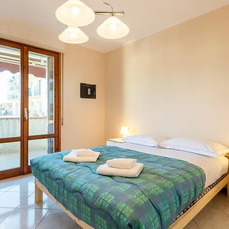 Comfortable Flat With Terraces Appartement *