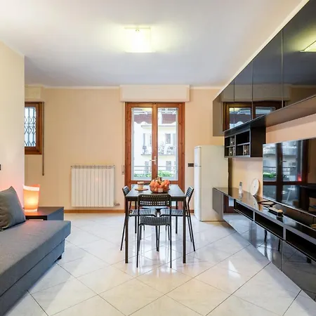 Guesthost - Comfortable Flat With Terraces * Florens