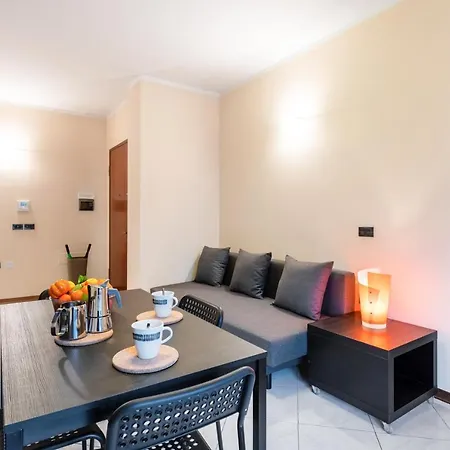 Lägenhet Guesthost - Comfortable Flat With Terraces