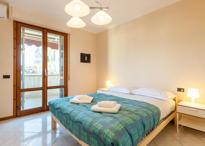 Guesthost - Comfortable Flat With Terraces Apartmán *